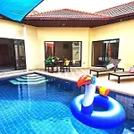 Anb Poolvilla 3br Walk Private In Pratamnak Villa *