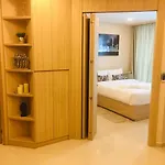 City Garden Tower Luxurious Condominium In The Center Of Pattaya