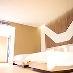 Hotel The Hermitage 2*