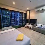 S泰国芭提雅thebase无边泳池公寓 市中心 临近大海 * Pattaya