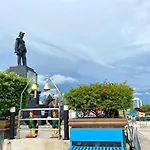 Majestic Residence Poolvillas 2 Bedrooms & Cozy Beach