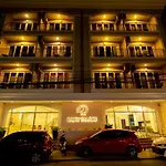 โรงแรมไอวอรี่พาเลซ