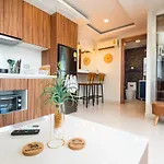 Rare Xxxl Swimming Pools - 500mbps Blazing Fast Free Wifi - Floor Pool View Balcony - Gym - Sauna - Kids Playground - Supermarkets อพาร์ทเม้น *