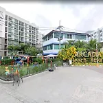 อพาร์ทเม้น Rare Xxxl Swimming Pools - 500mbps Blazing Fast Free Wifi - Floor Pool View Balcony - Gym - Sauna - Kids Playground - Supermarkets