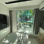 อพาร์ทเม้น Stylish With Blazing Fast Fiber Internet, Pool, Sauna, Steam Room, Gym - Guest Friendly Pattaya