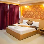 New Pind Balluchi โรงแรม