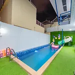 Santorini At Baanda Mayaa Pool Villas Pattaya