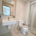 The Base Long Balcony King-bed With Infinity Pool & Free Netflix * Pattaya