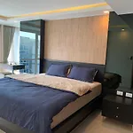 Apartment At Soi Buakhao 15 By Grand Ave A