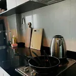 Base Quiet King-bed With Infinity Pool & Free Netflix! Apartment