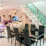 Pattaya Pool Villa