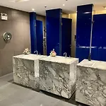 Condo: Pool, Gym & Fast Wi-fi Apartment