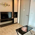 Condo: Pool, Gym & Fast Wi-fi * Pattaya