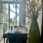 Condo: Pool, Gym & Fast Wi-fi Apartment *