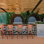 A-One New Wing Hotel