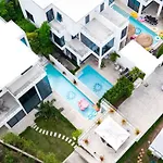Yz 162/265 芭提雅市中心棕榈泉泳池独栋别墅 Palm Spring Villas Pattaya