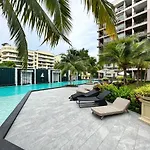 Arcadia Center Suites Pattaya