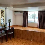 โรงแรม Zappa