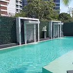 Arcadia Center Apartment *