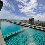 Bay View 1 Bed In Vision Condo