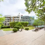 Unixx Pattaya By Chris