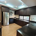 Villa 芭提雅ω好莱坞ω泳池别墅ω泰国风情ω轰趴派对ω网红ω拍照ω蜜月ω夜店ω豪华