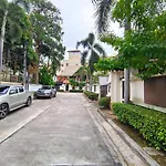 芭提雅ω好莱坞ω泳池别墅ω泰国风情ω轰趴派对ω网红ω拍照ω蜜月ω夜店ω豪华 Villa Pattaya