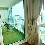 Oceanfront Luxury In With Private And Inifinity Pool - Not A 30 Day Minimum *