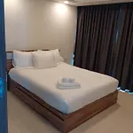 Grand Avenue, 2 Bed-/ 2 Bathroom, 70 Sqm, Pool View *