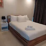 อพาร์ทเม้น Grand Avenue, 2 Bed-/ 2 Bathroom, 70 Sqm, Pool View Pattaya