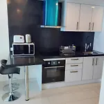 Grand Avenue, 2 Bed-/ 2 Bathroom, 70 Sqm, Pool View Pattaya