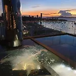 Perfect High Floor Sea View! @vip Edge อพาร์ทเม้น Pattaya