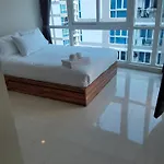อพาร์ทเม้น Grand Avenue, 2 Bed-/ 2 Bathroom, 70 Sqm, Pool View *