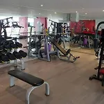 Grand Avenue, 2 Bed-/ 2 Bathroom, 70 Sqm, Pool View อพาร์ทเม้น Pattaya