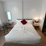 Downtown Chic Condo Rooftop Pool #En797