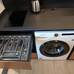 Downtown Chic Condo Rooftop Pool #En797