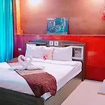 New Pind Balluchi โรงแรม Pattaya