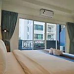The Base Inn Pattaya