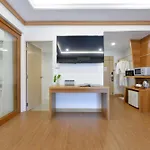 The Beverly Hotel 4*
