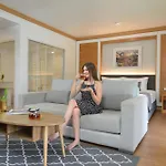 The Beverly Hotel 4*