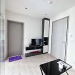 อพาร์ทเม้น The Base一居室边上海滩，商场步行街 *