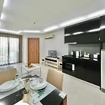 Club Royal Wongamat 1 Bedroom On The First Line Of The Sea *