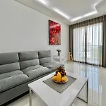 Club Royal Wongamat 1 Bedroom On The First Line Of The Sea อพาร์ทเม้น *