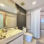 Club Royal Wongamat 1 Bedroom On The First Line Of The Sea อพาร์ทเม้น *