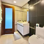 Club Royal Wongamat 1 Bedroom On The First Line Of The Sea อพาร์ทเม้น