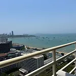 View Talay 6 Condominium Pattaya