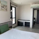 S泰国芭提雅thebase无边泳池公寓 市中心 临近大海 * Pattaya