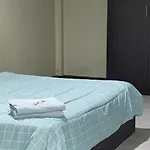 Leisure Apartment *