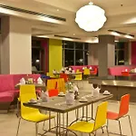 Sunshine Vista Hotel