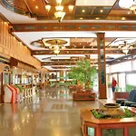 Royal Twins Palace Hotel